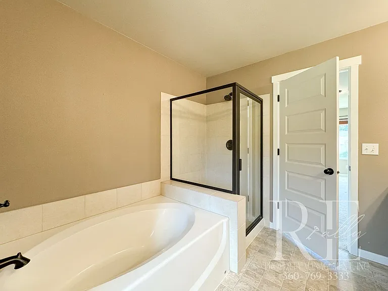 4386 Chanting Cir SW — Photo 38