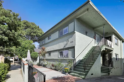 644 Pier Ave #1 Photo 1