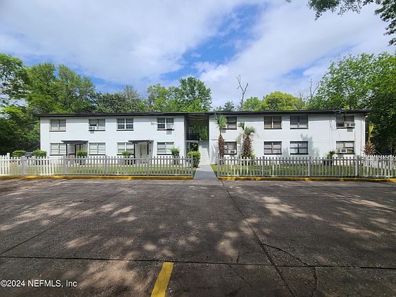 2nd image of 640 DETROIT Street