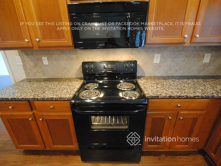 3555 Autumn Brooke Ct — Photo 7