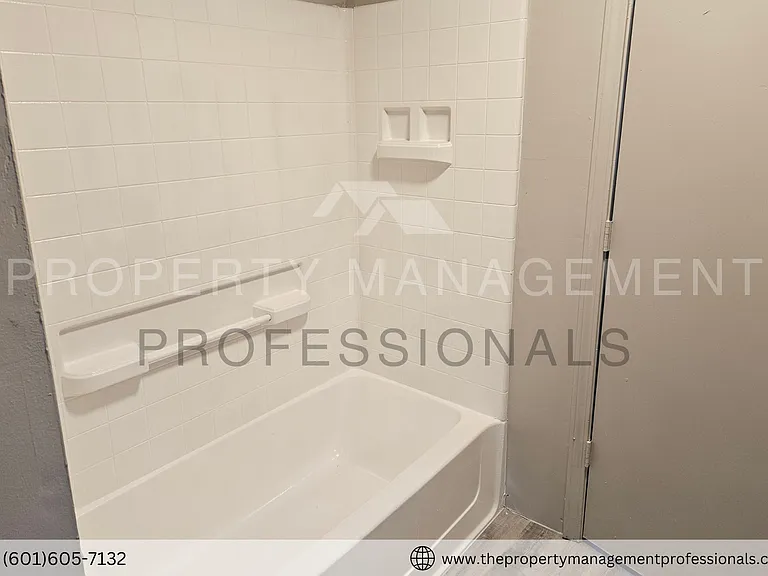 2814 Smith Robinson St — Photo 25