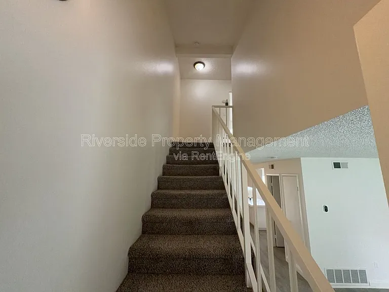 2255 Cahuilla St #105 — Photo 16