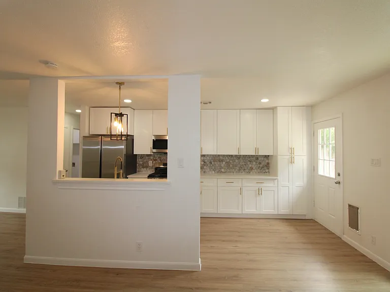 3807 Briarhaven St — Photo 5