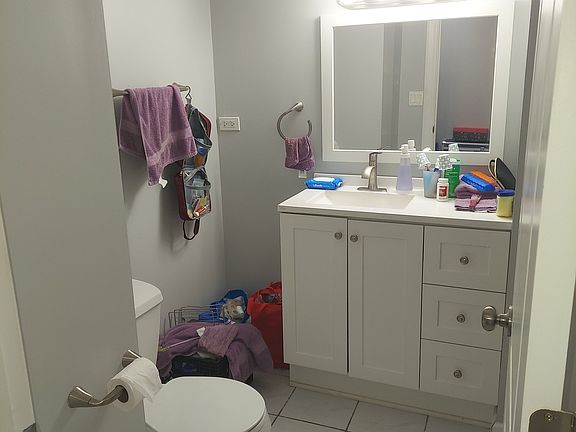 5th image of 3828 N Francisco Ave #G