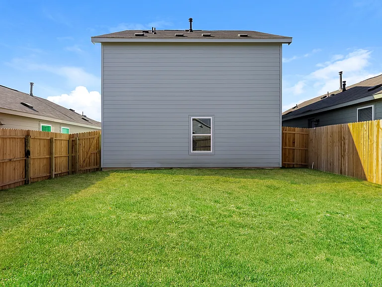 8044 Nube Medina — Photo 15