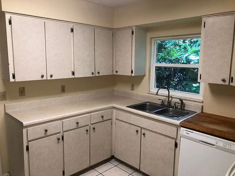 1915 SW 42nd Ave — Photo 13