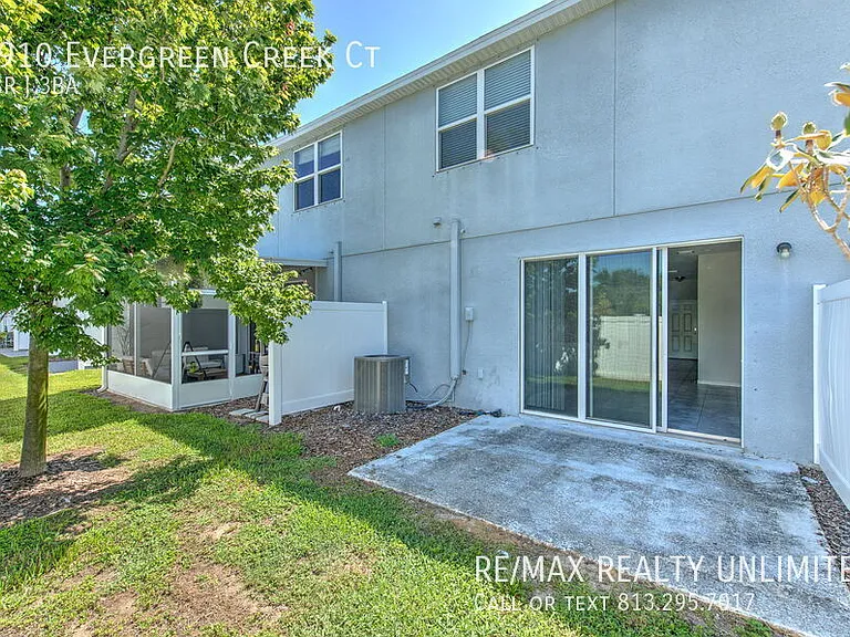 7910 Evergreen Creek Ct — Photo 3