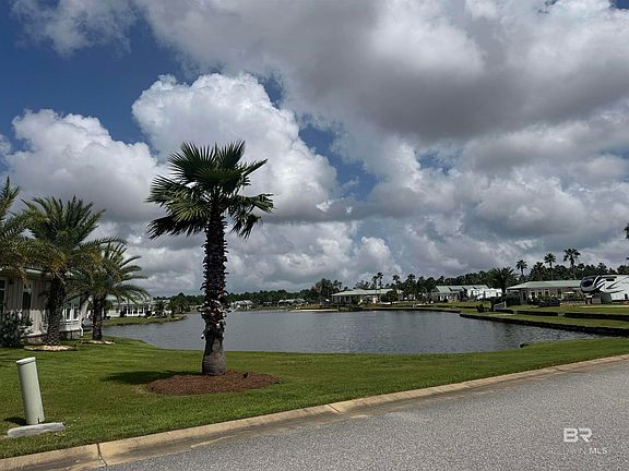 5th image of 12151 Gateway Dr #144