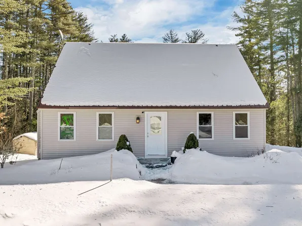 227 Stepping Stones Road, Barrington, NH 03825