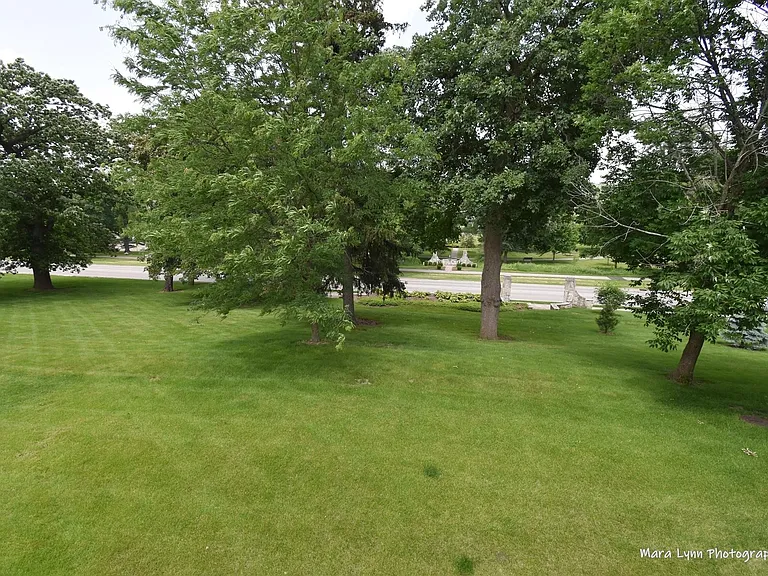 718 Viewpointe Dr — Photo 29