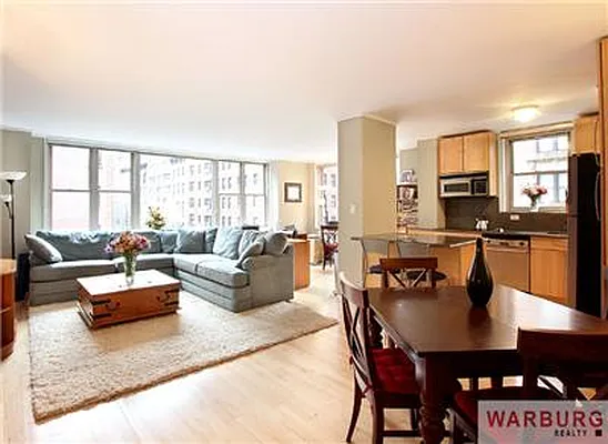 Sold by Warburg | media 23