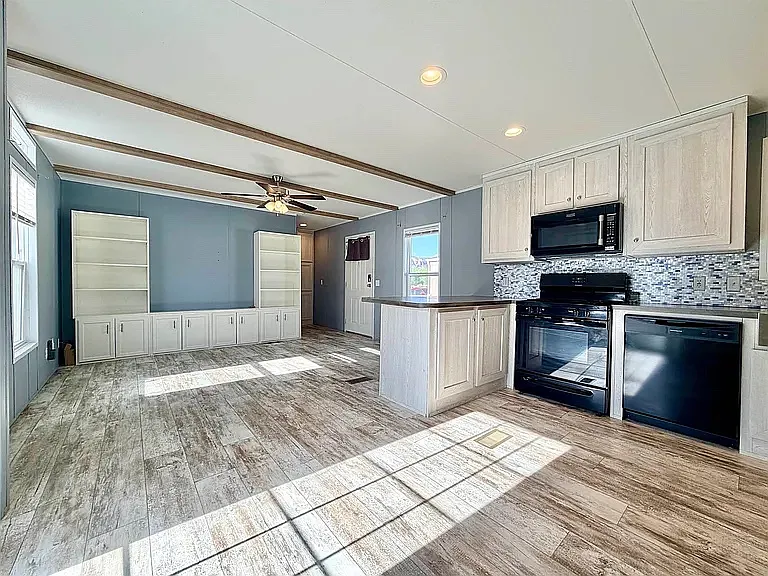 257 Clements Way — Photo 9