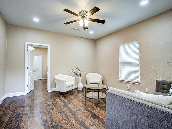 3rd image of 3214 Brooklyndell Ave