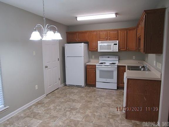 2nd image of 1155 Mimosa Dr