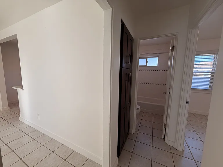 4355 1/2 Kansas St — Photo 15