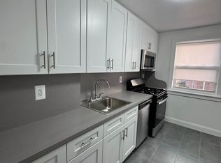 67-27 223rd Pl #B, Oakland Gardens, NY 11364