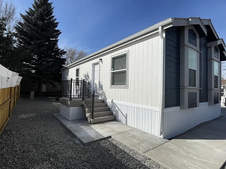3405 Sinton Rd #27 — Photo 15