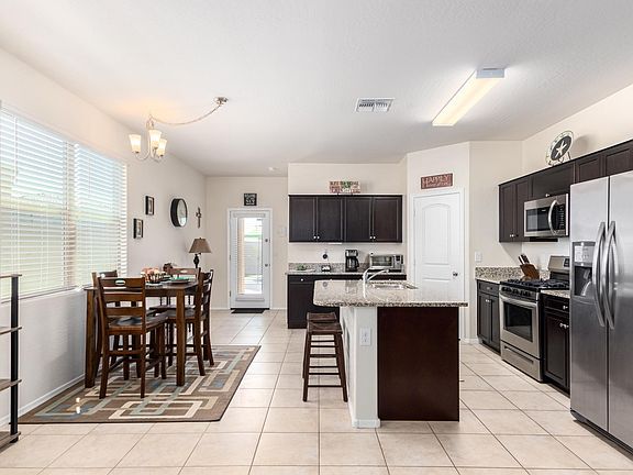 5th image of 30985 W Amelia Ave