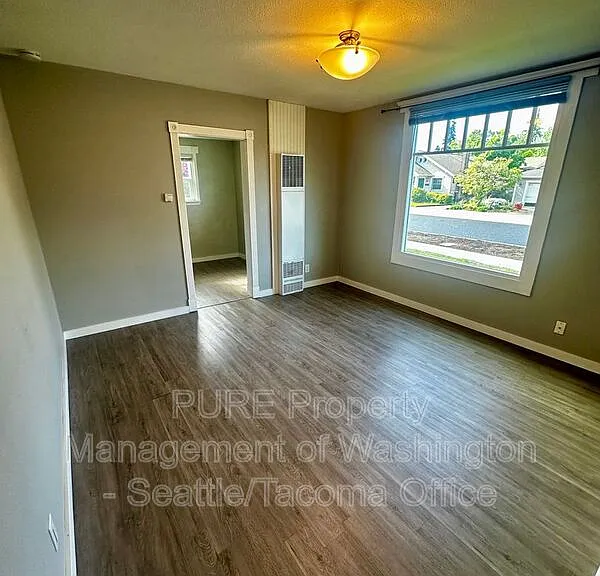 602 5th Ave NW #A — Photo 6