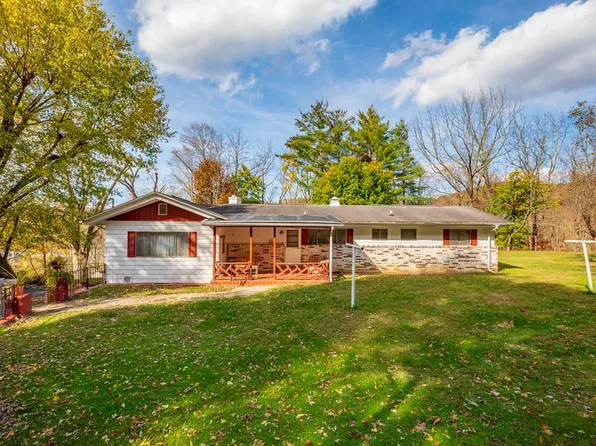 109 Blake St, Bluefield, VA 24605