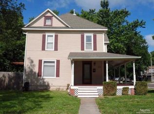 904 S Main St, McPherson, KS 67460