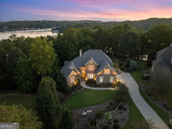 3879 Silver Brook Ln, Gainesville, GA 30506