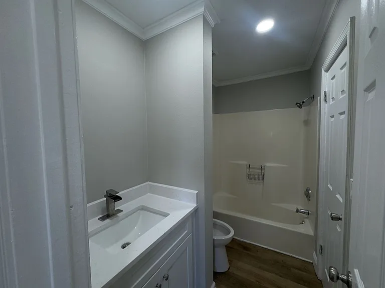 138 Bonnie Ln — Photo 17