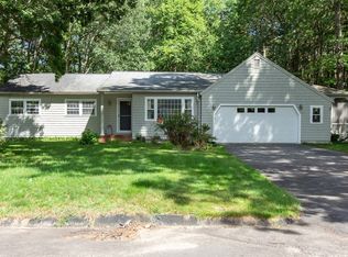 7 Bobolink Rd, Westford, MA 01886