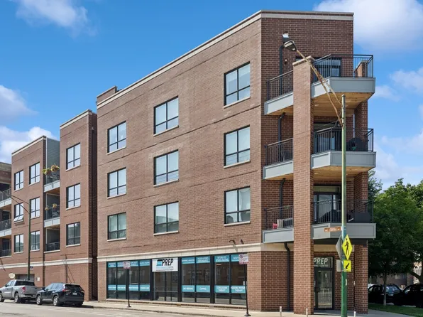3047 N Oakley Ave #305, Chicago, IL 60618