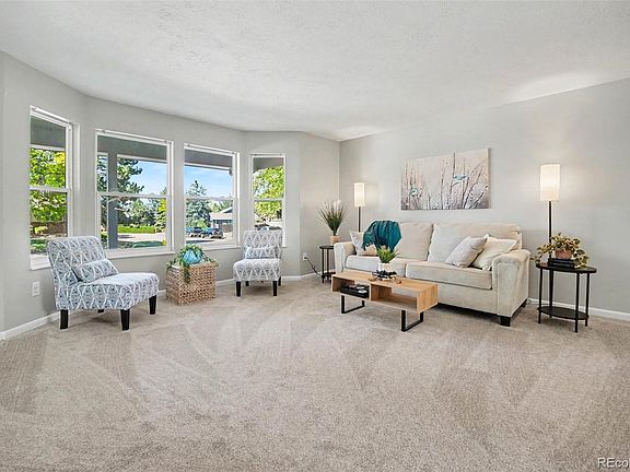 4th image of 9108 W 75th Place