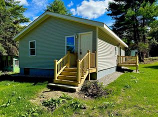 11 Cardinal Ln, Charlestown, NH 03603