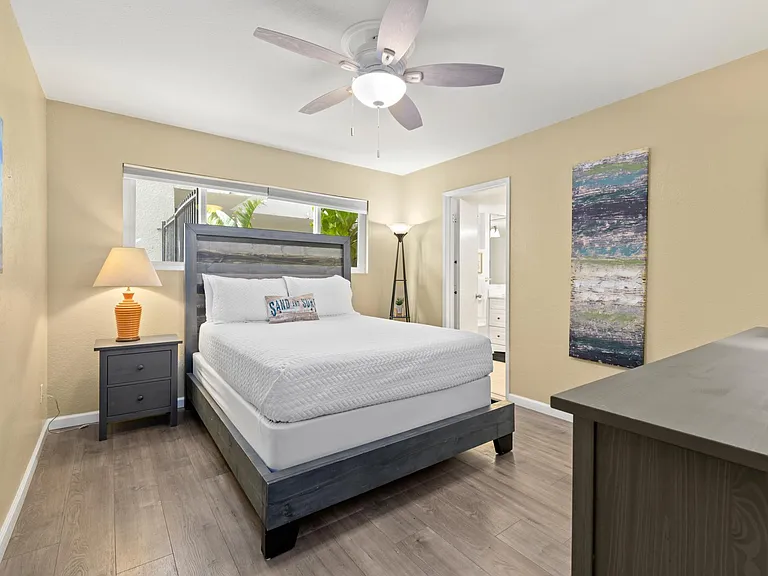 3810 Riviera Dr #2 — Photo 9