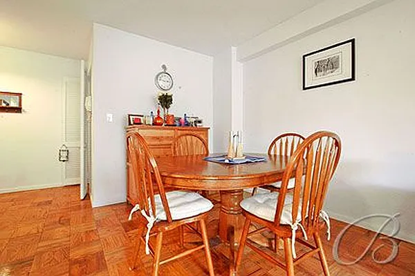 Sold by Bellmarc Realty | media 23