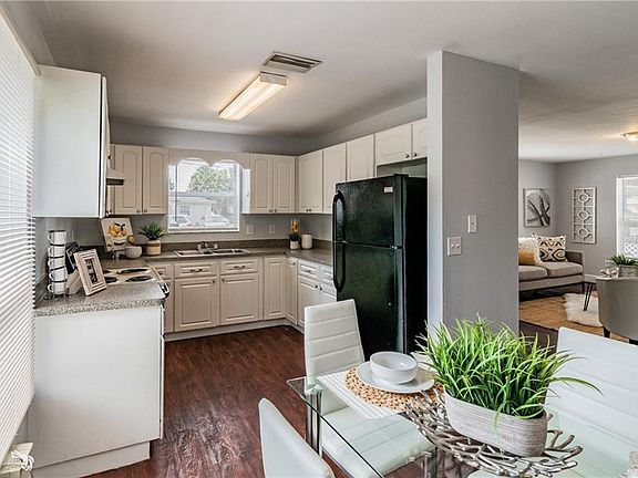 5th image of 3523 N 23rd St