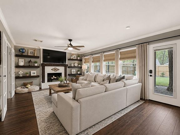 3rd image of 5 N Deerfoot Cir