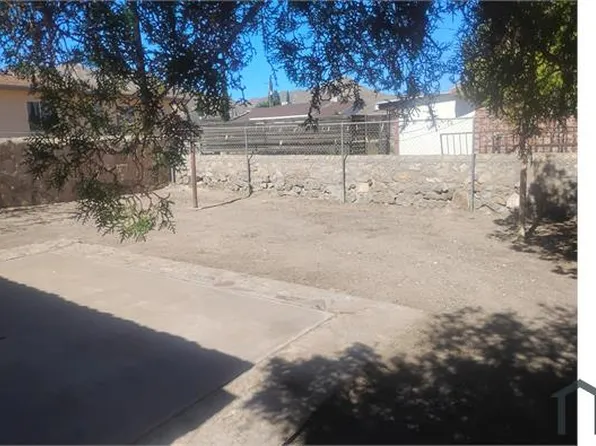 2713 Russell St, El Paso, TX 79930