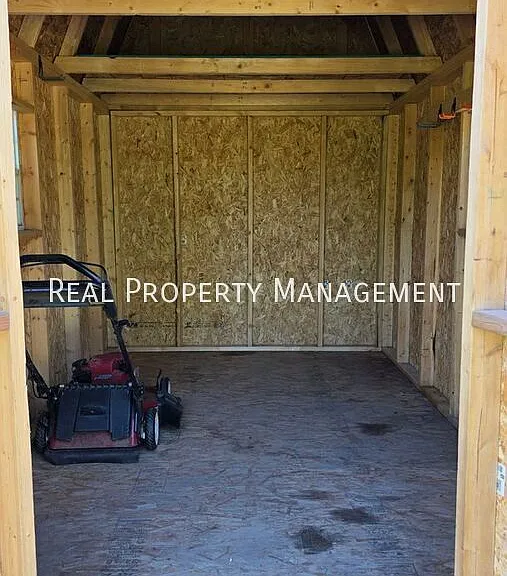1223 E Esty Dr — Photo 33