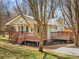 250 Lawrence St, Adairsville, GA 30103