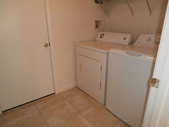 Large Laundry Room/Pantry