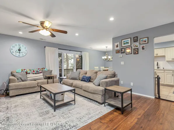 308 Gloucester Court, Aberdeen, NJ 07747