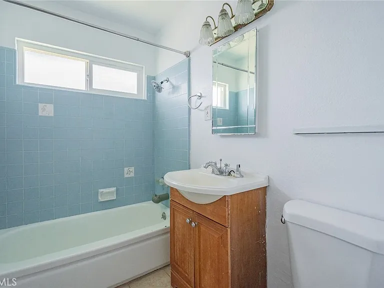 3521 1/4 Cogswell Rd — Photo 10