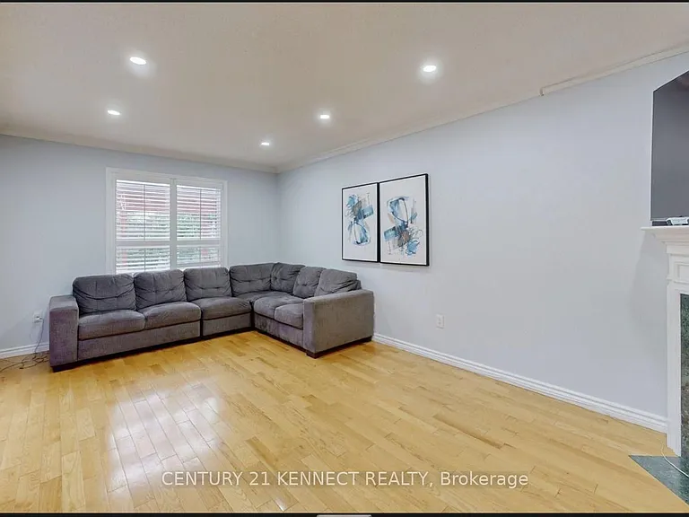134 Medland Ave — Photo 6