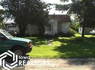 16129 Mill St, Mason City, IA 50401