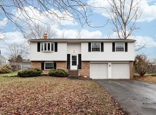 11 Echodale Ave, Baldwinsville, NY 13027