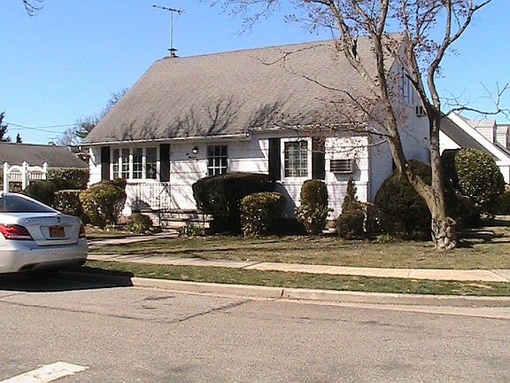 4th image of 202 Devonshire Dr