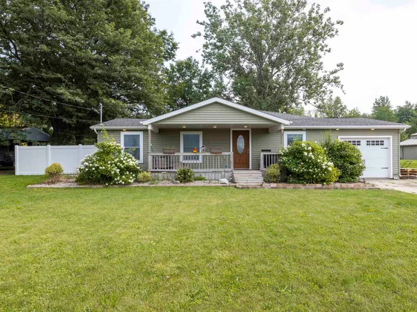 13085 Gratiot Rd, Hemlock, MI 48626