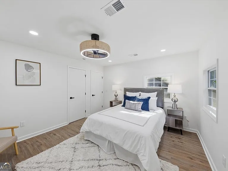 2082 Rosewood Rd — Photo 10