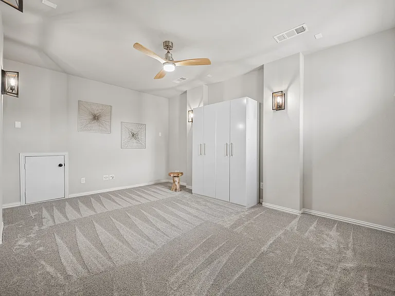 8254 Haltered Horse Ln — Photo 25