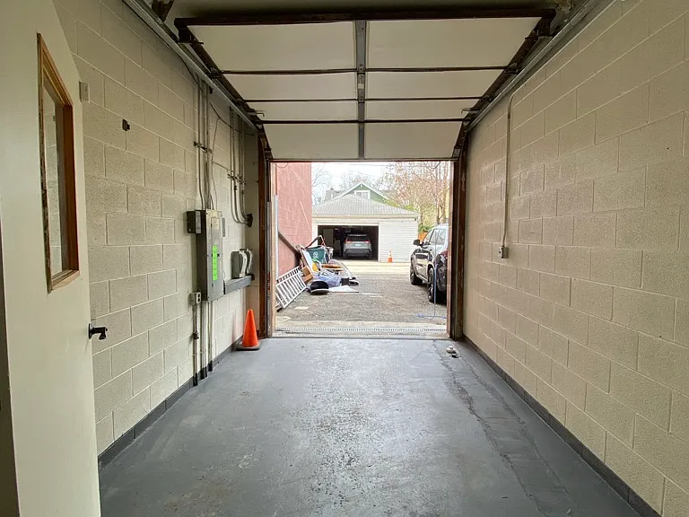 429 N Main St — Photo 9