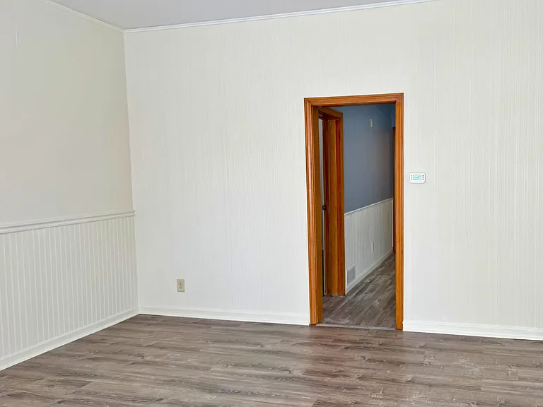 Living room to the kitchen